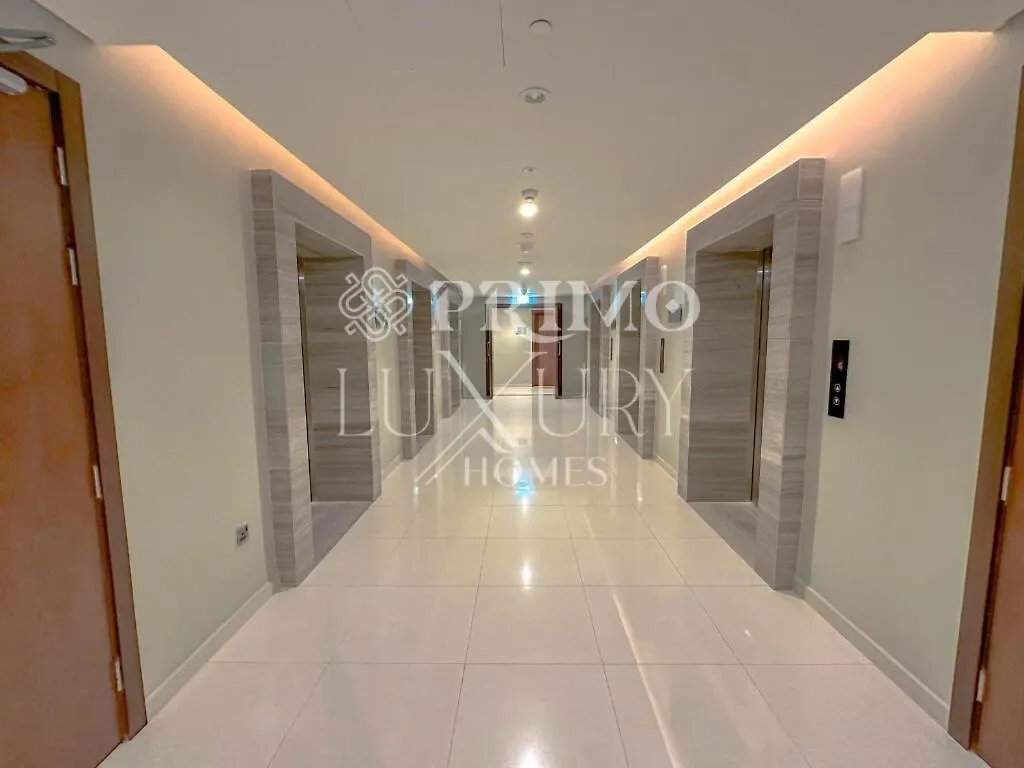 Modern 2-Bedroom Living In Reva Residences, Dubai 0*,